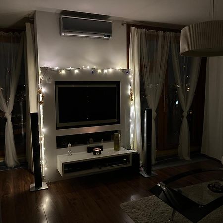 Rooftop Apartment With Pergola And Parking Praag Buitenkant foto